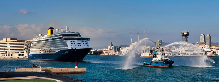 Spirit of Discovery arriving in Barcelona